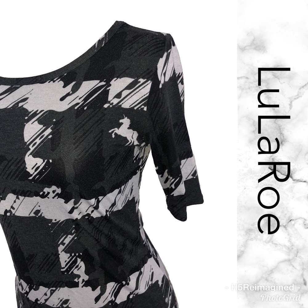 LuLaRoe Unicorn Julia  (4-D)